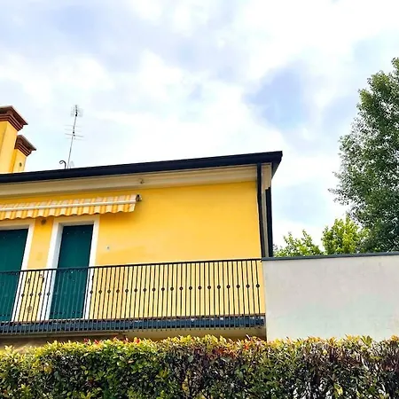 Annahouse, 25 Minutes By Train From Venice Marano Veneziano Exterior photo