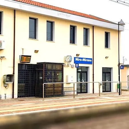 Annahouse, 25 Minutes By Train From Venice Marano Veneziano Exterior photo